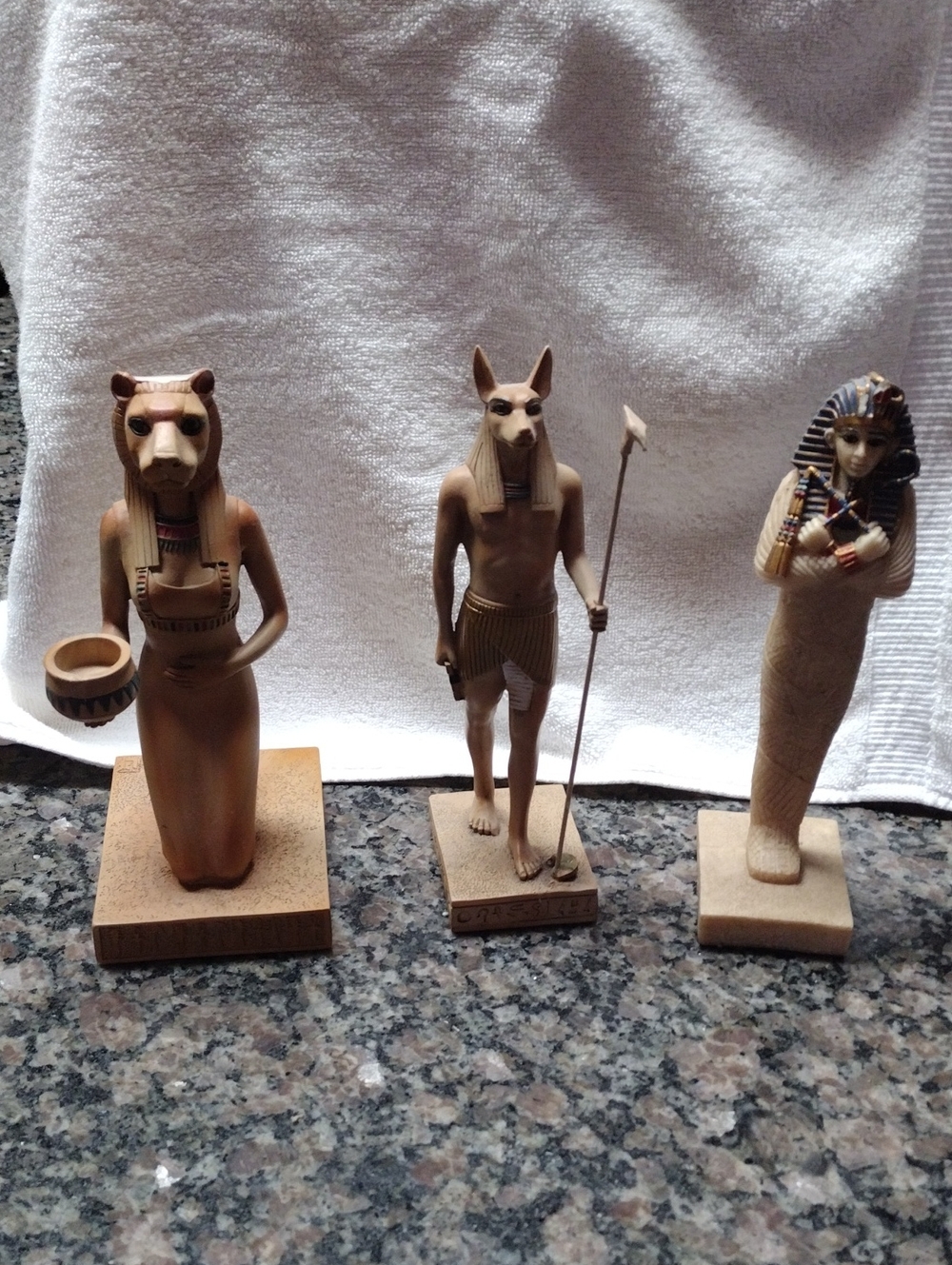 Egyptian Figurine Trio - Tan Decorative Home Accents good condition